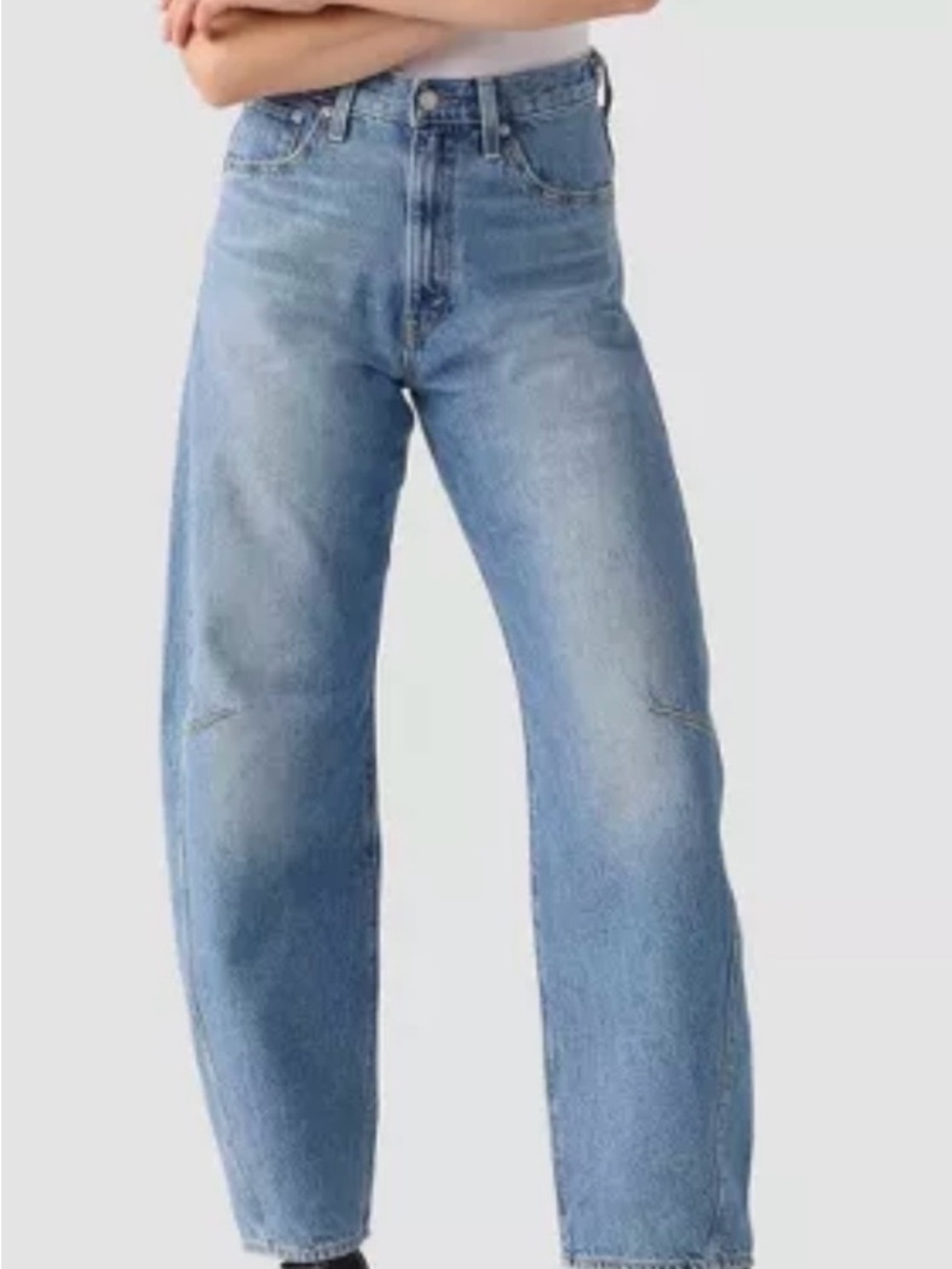 Levi’s Women’s Cinched Barrel Jeans
